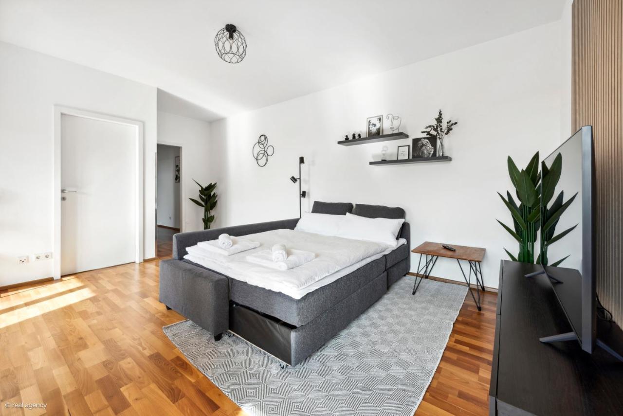 Bernhards Apartment Stadthalle - Klima & Terrasse Відень Екстер'єр фото